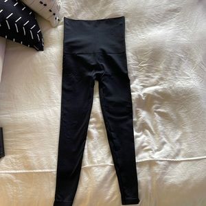 Belly Bandit MOTHER TRUCKER postpartum legging